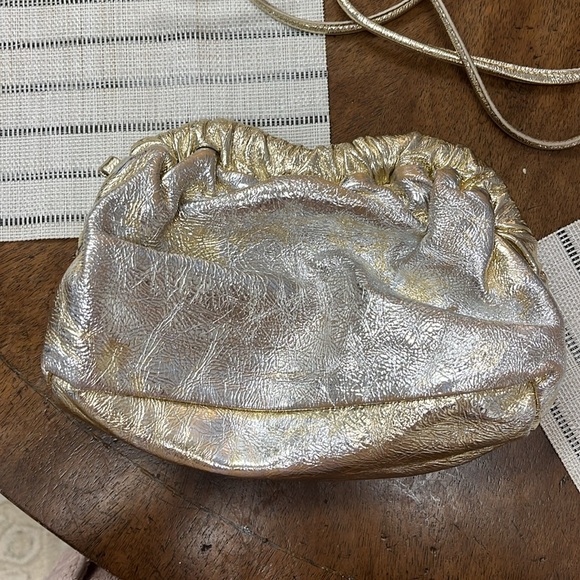 Mansur Gavriel cloud clutch - Picture 3 of 5